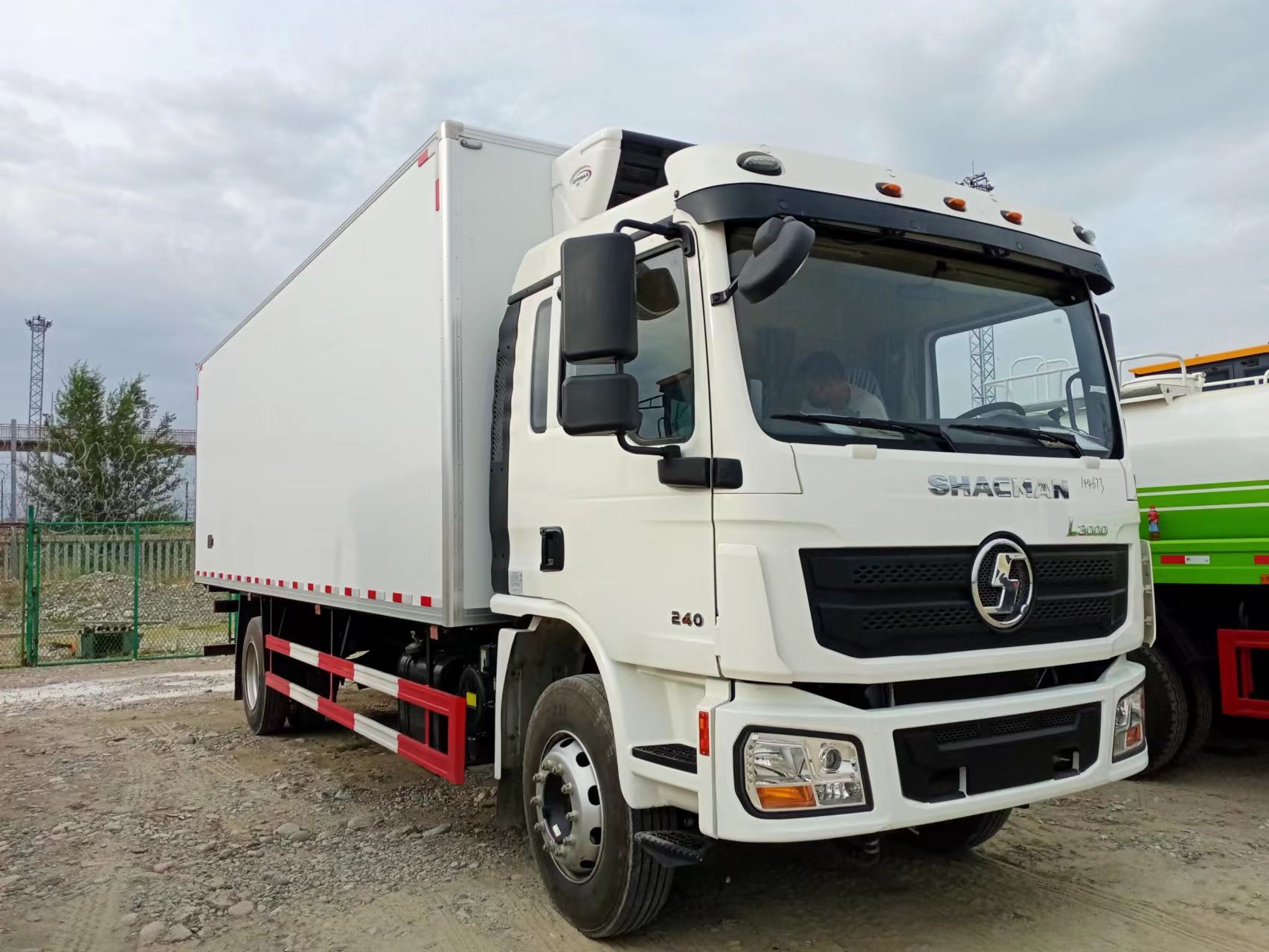 refrigerated van truck