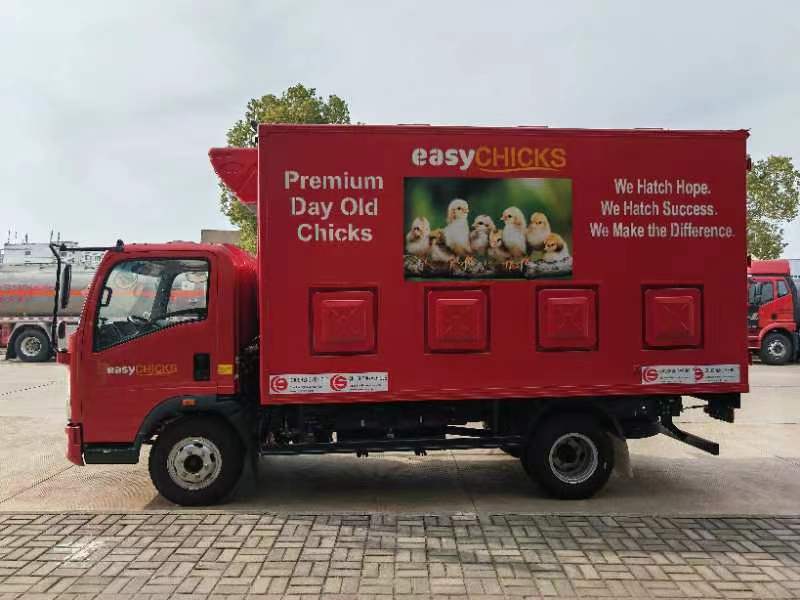 30000 capacity SINOTRUK HOWO Poultry day old broilers transported truck