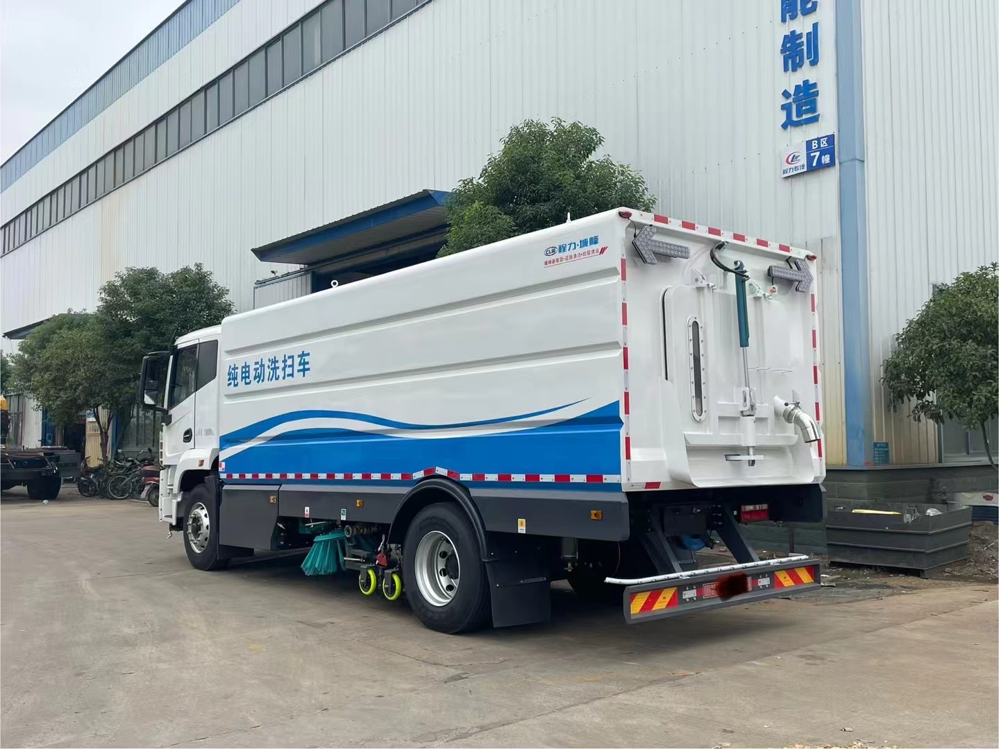 New energy electric power road sweeper truck for sale
