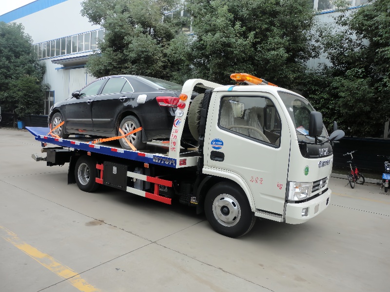 DONGFENG 4*2 RHD 3T flatbed wrecker towing truck for sale