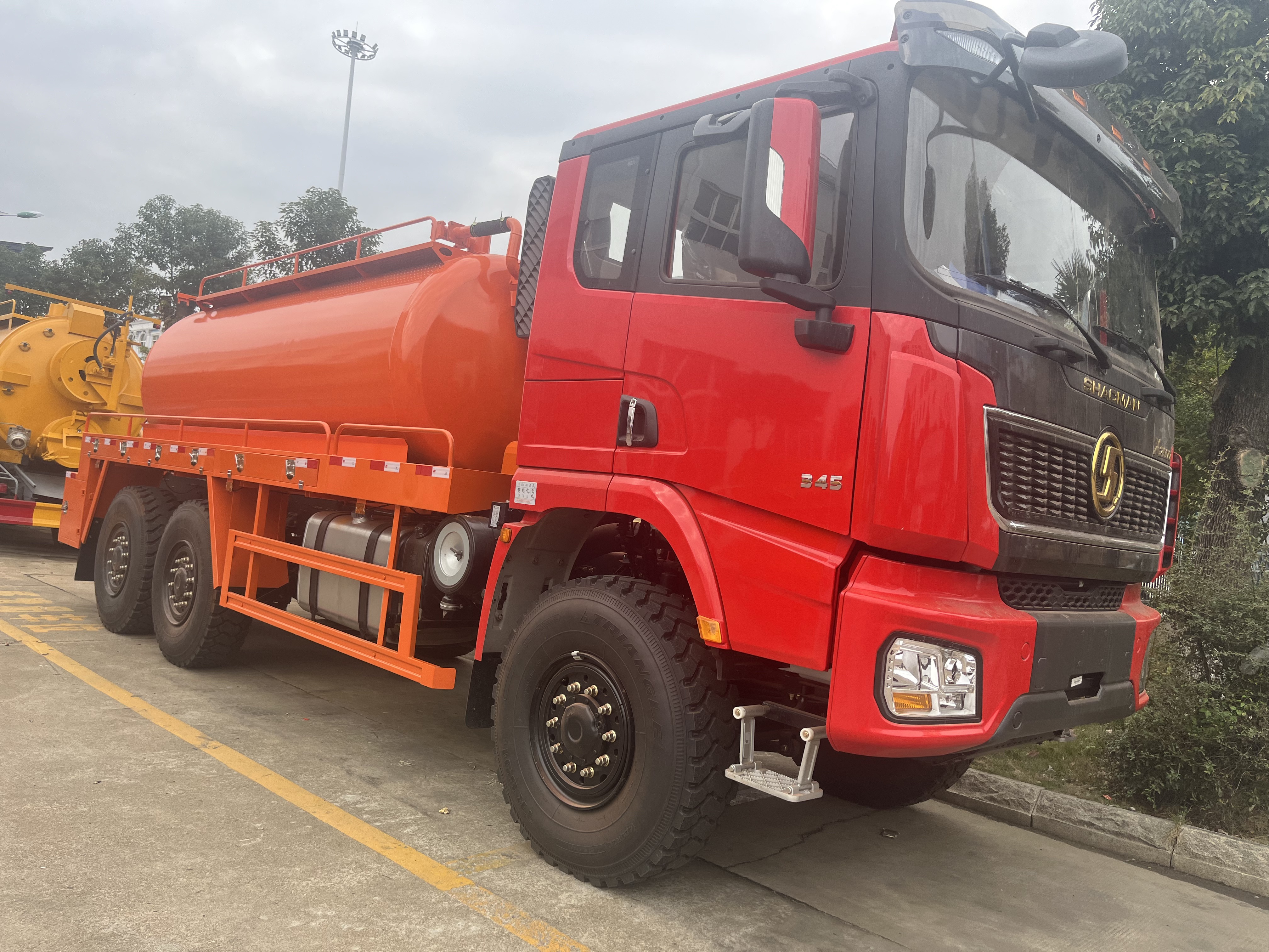 18CBM 20CBM shacman vacuum sewage suction truck for sale