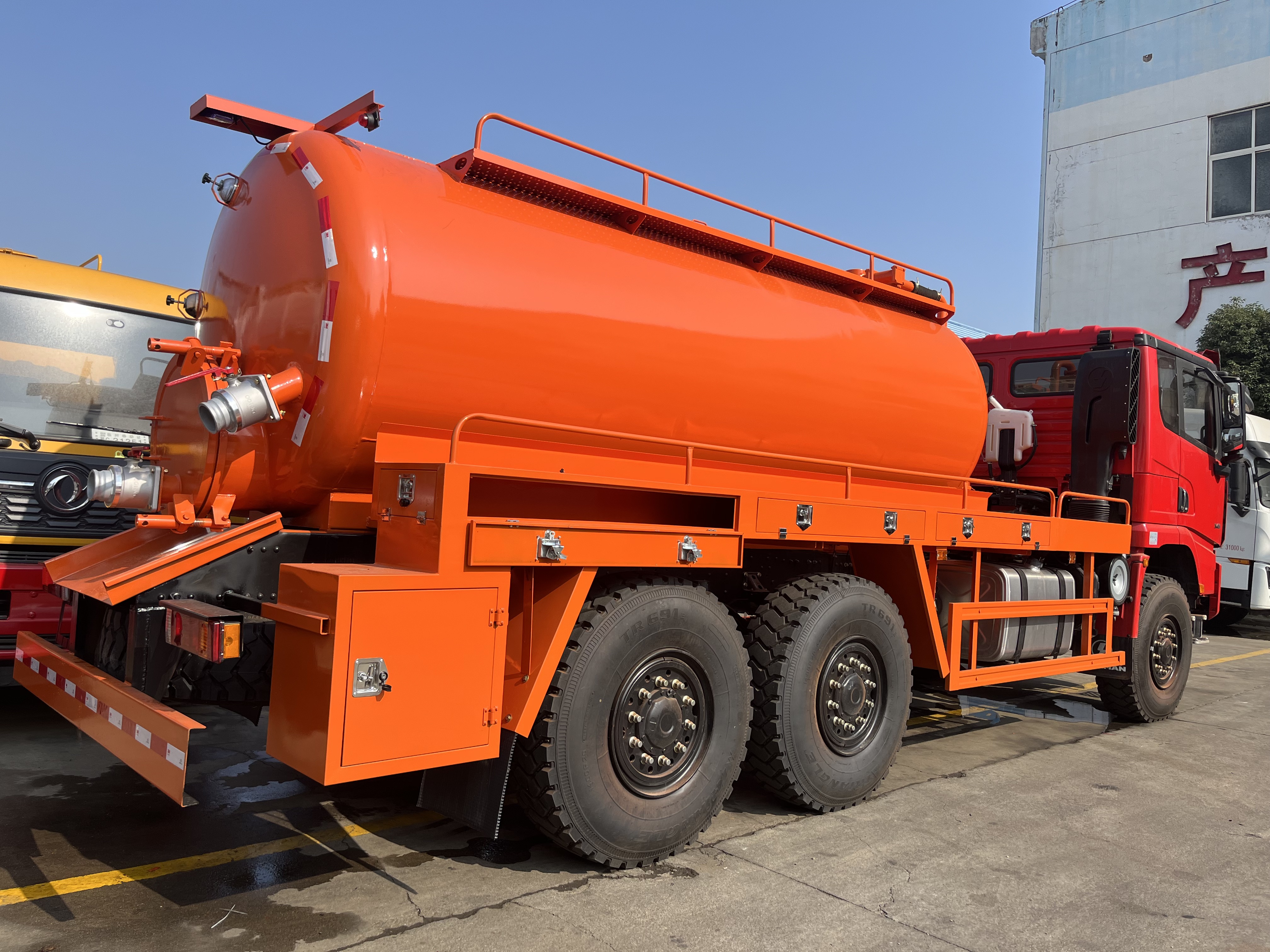 vacuum truck