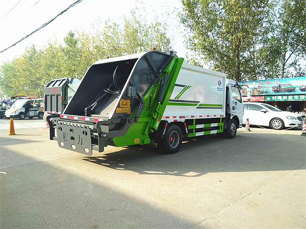 Camion à ordures compressées Dongfeng de 10 tonnes