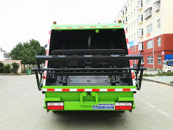 Camion à ordures compressées Dongfeng de 10 tonnes