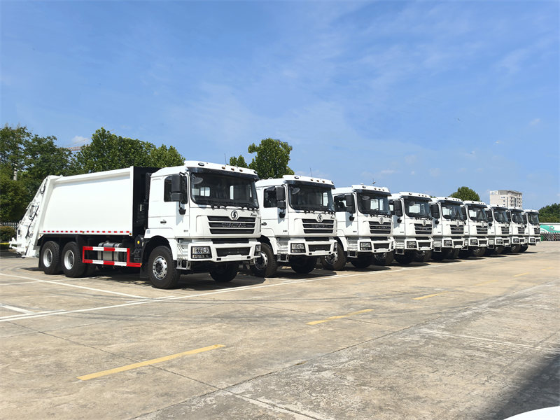 10 unit shacman 25 cbm rear loader garbage trucks are exported to Senegal