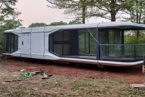 Introduction to Space Capsule house B&B