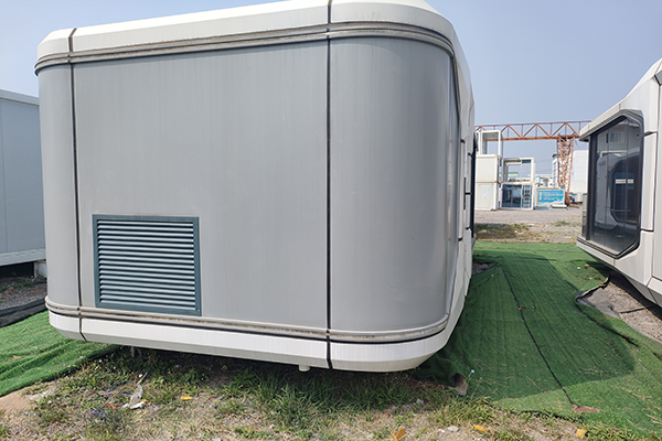 space capsule house space capsule house