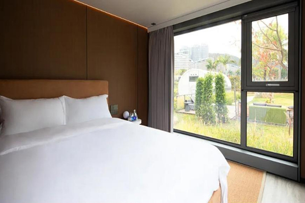 space capsule house space capsule house