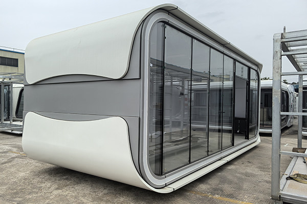 space capsule house space capsule house