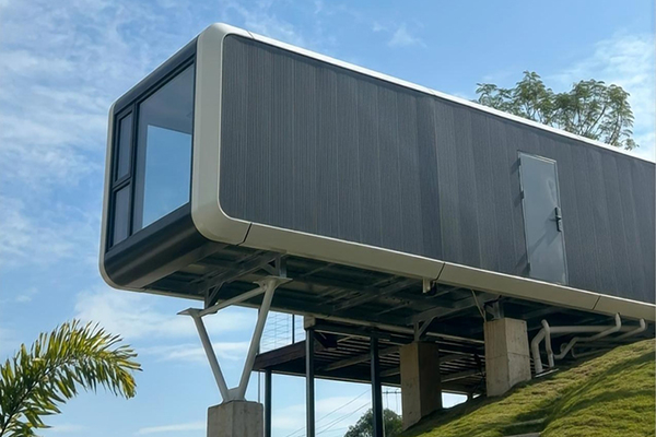 luxury capsule house