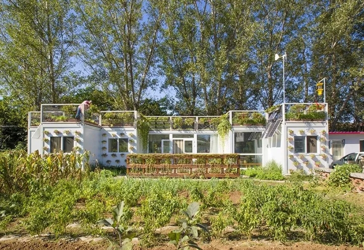 building container house