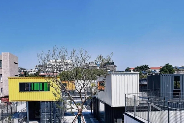 Do you know what materials are used for container buildings?