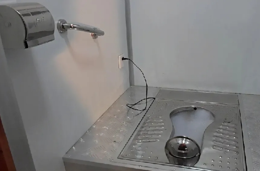 Small convenient toilet