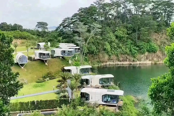 Space Capsule Houses manufacture