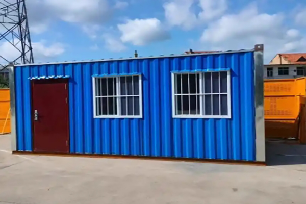 Shipping Container Homes vs. Tiny Houses: Which is the Better Alternative?