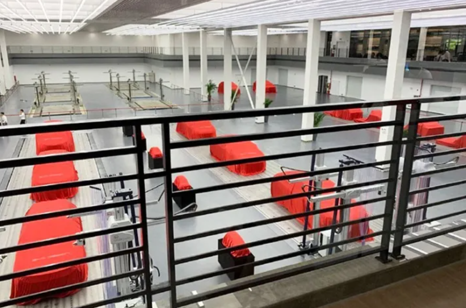 Clay model cutting machine