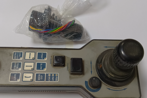 Perché la tecnologia ad effetto Hall è importante nei joystick a 3 assi?