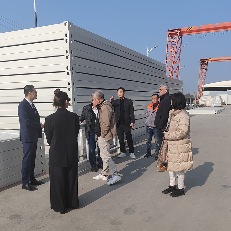 Overseas Clients' Visit & 5 - Year Agency Contract Signing