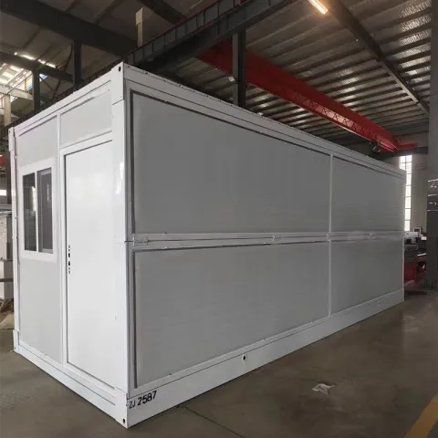 Modular Quick Move in folding house