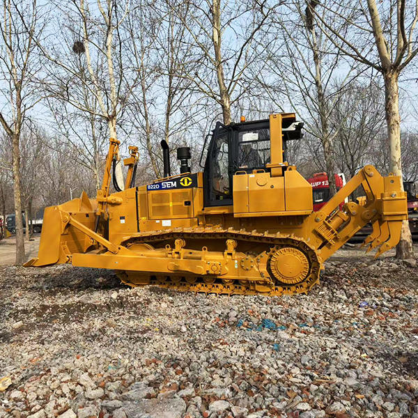 What is the current status of the construction machinery industry in the Saudi market?