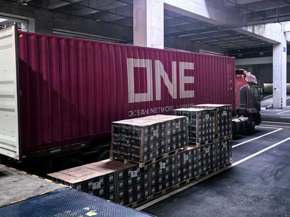 Delivery Time: Fast Response and Flexible Selection