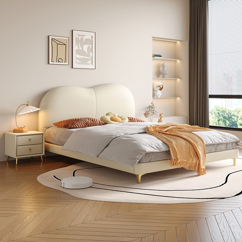Minimalism Floating Bed