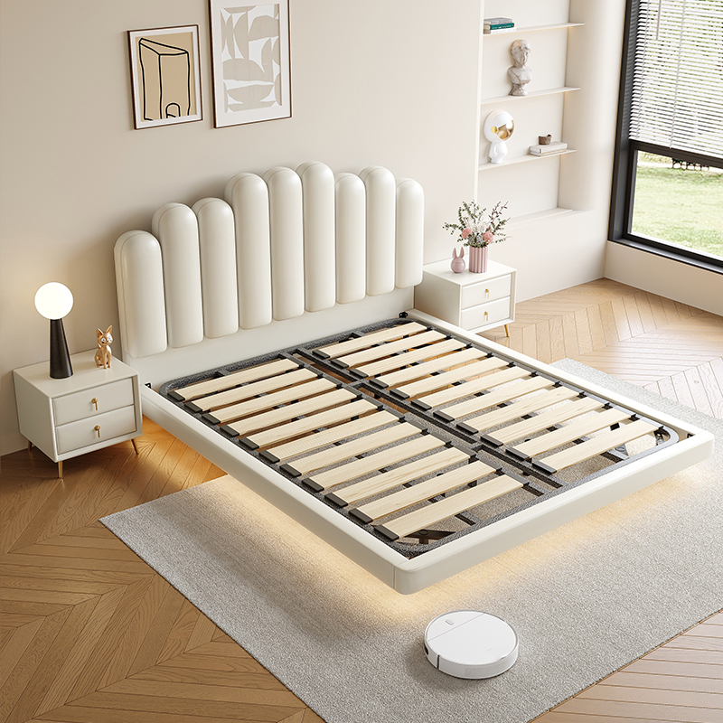 Pat plutitor Cloud, pat modern tapițat alb