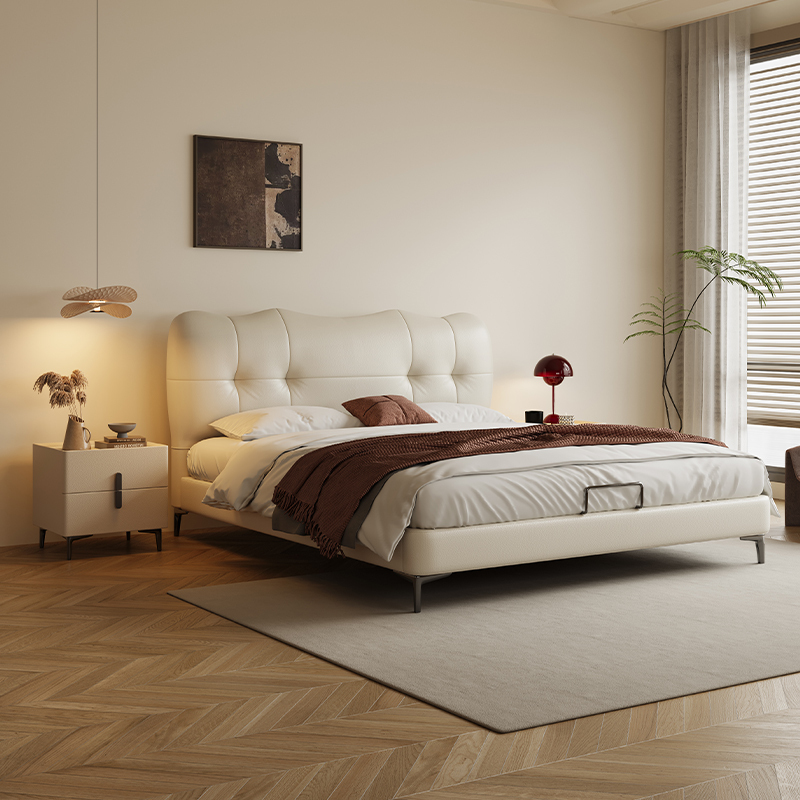 Set dormitor simplu cu pat tapițat King Size