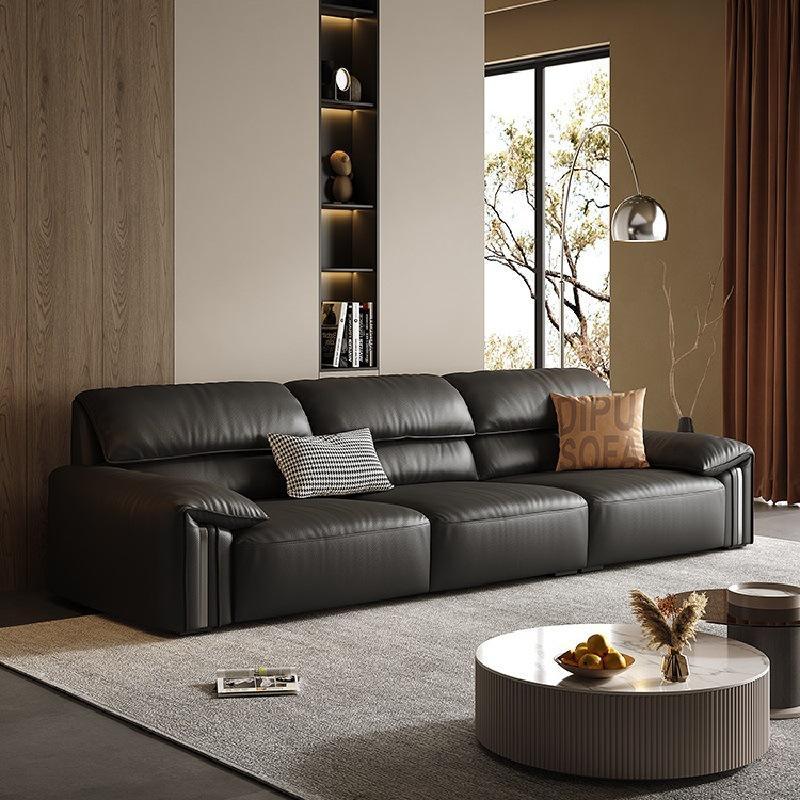 Canapea din piele maro cu spătar înalt, 4 locuri, pentru casă