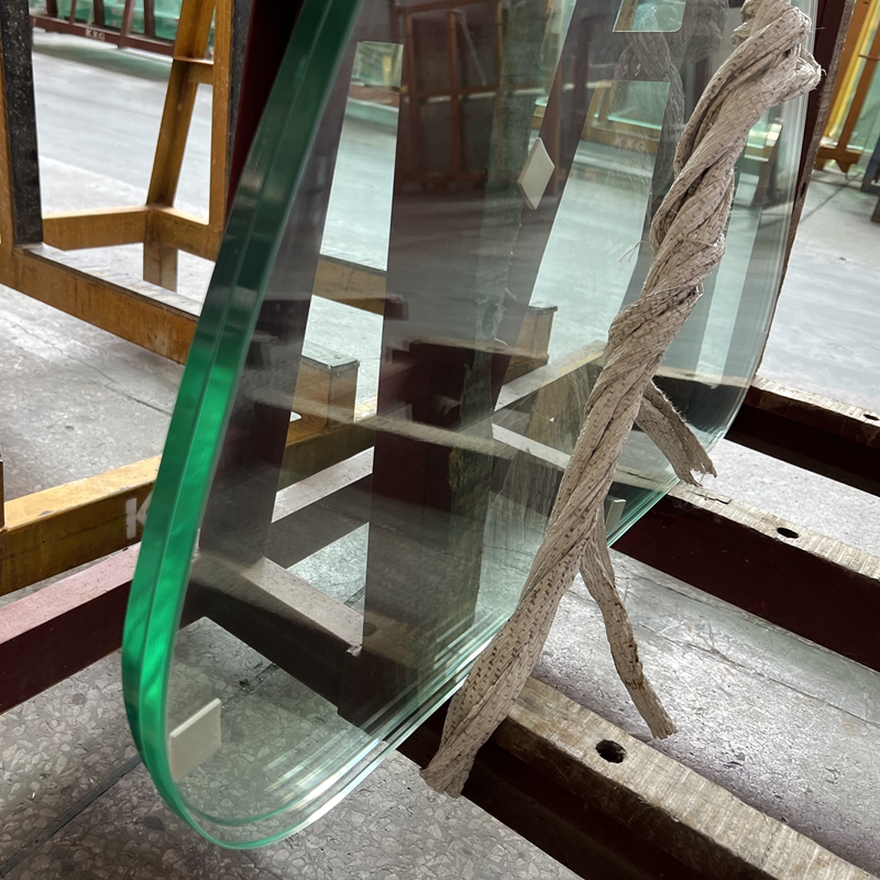 Irregular Shape Tempered Glass Balustrade and Partition
