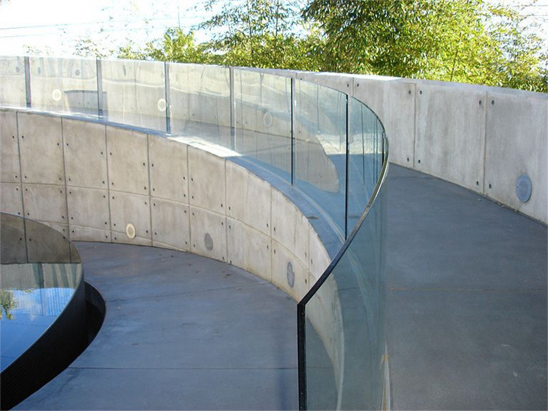 curved glass windows