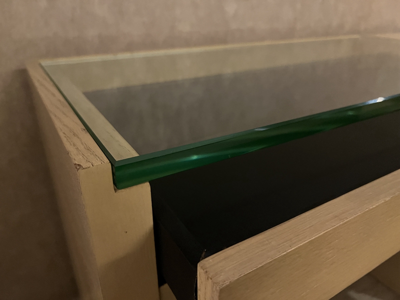 shatterproof glass for outdoor guardrail