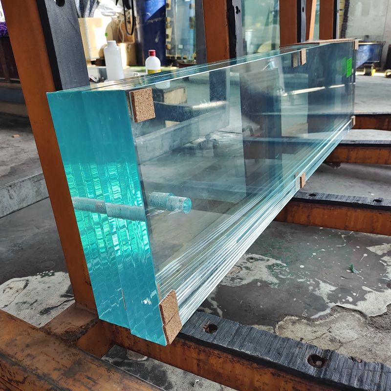 Ultra Clear Anti-Slip SGP Laminated Glass Stair Pedal