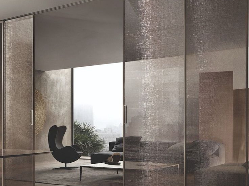 EVA laminated glass shopping partition