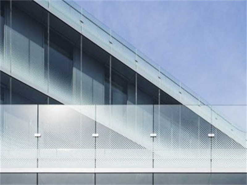 PET laminated glass