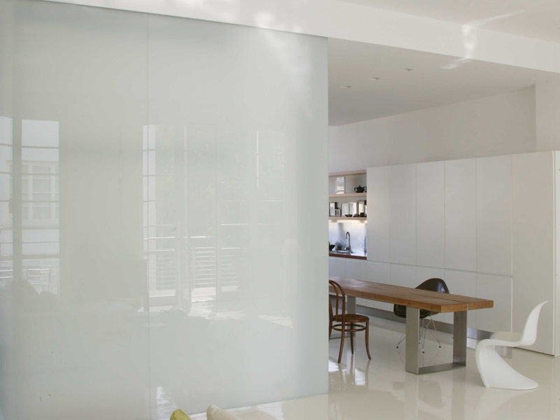 laminated glass wall