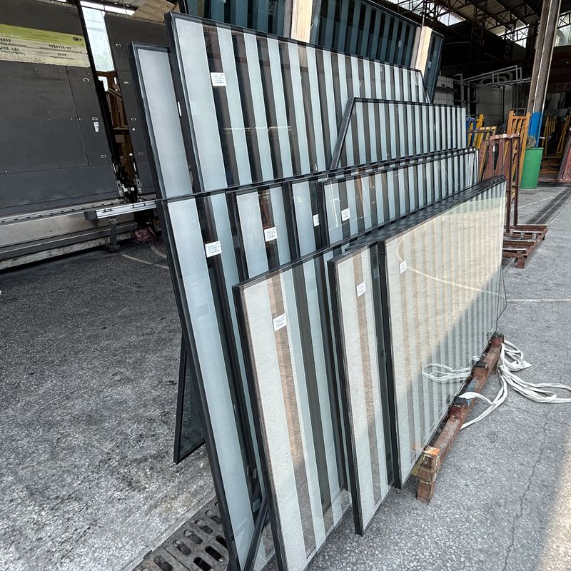 Irregular shape printing insulated glass