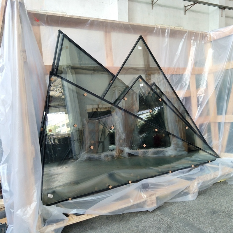 Laminated Insulated Triangle Glass Dome for Safety