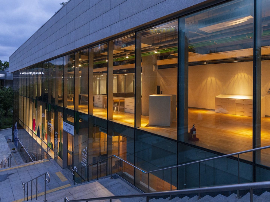 laminated insulating glass wall