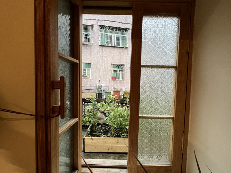 Flora fluted glass