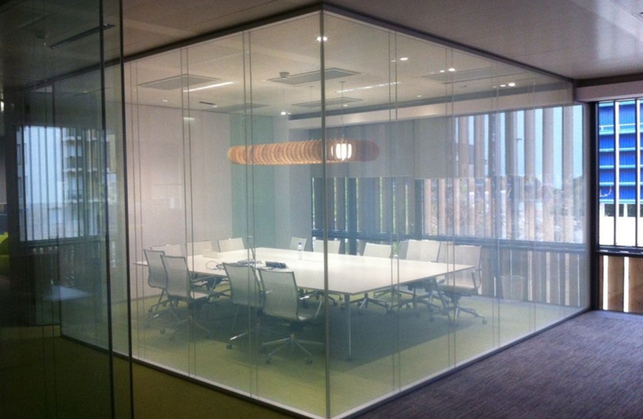 smart switchable glass partition