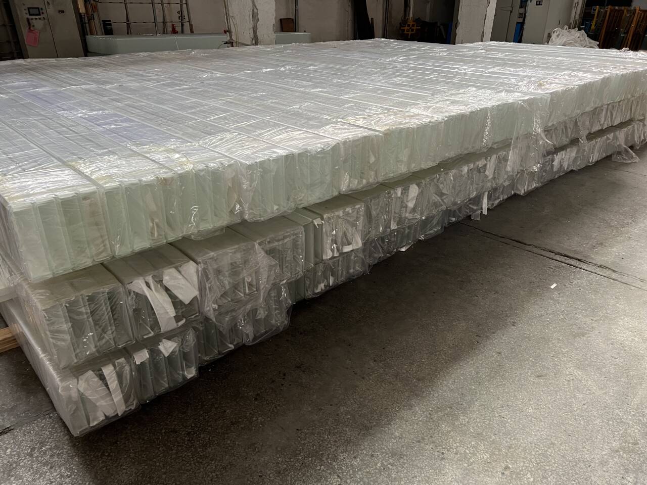 glass curtain wall