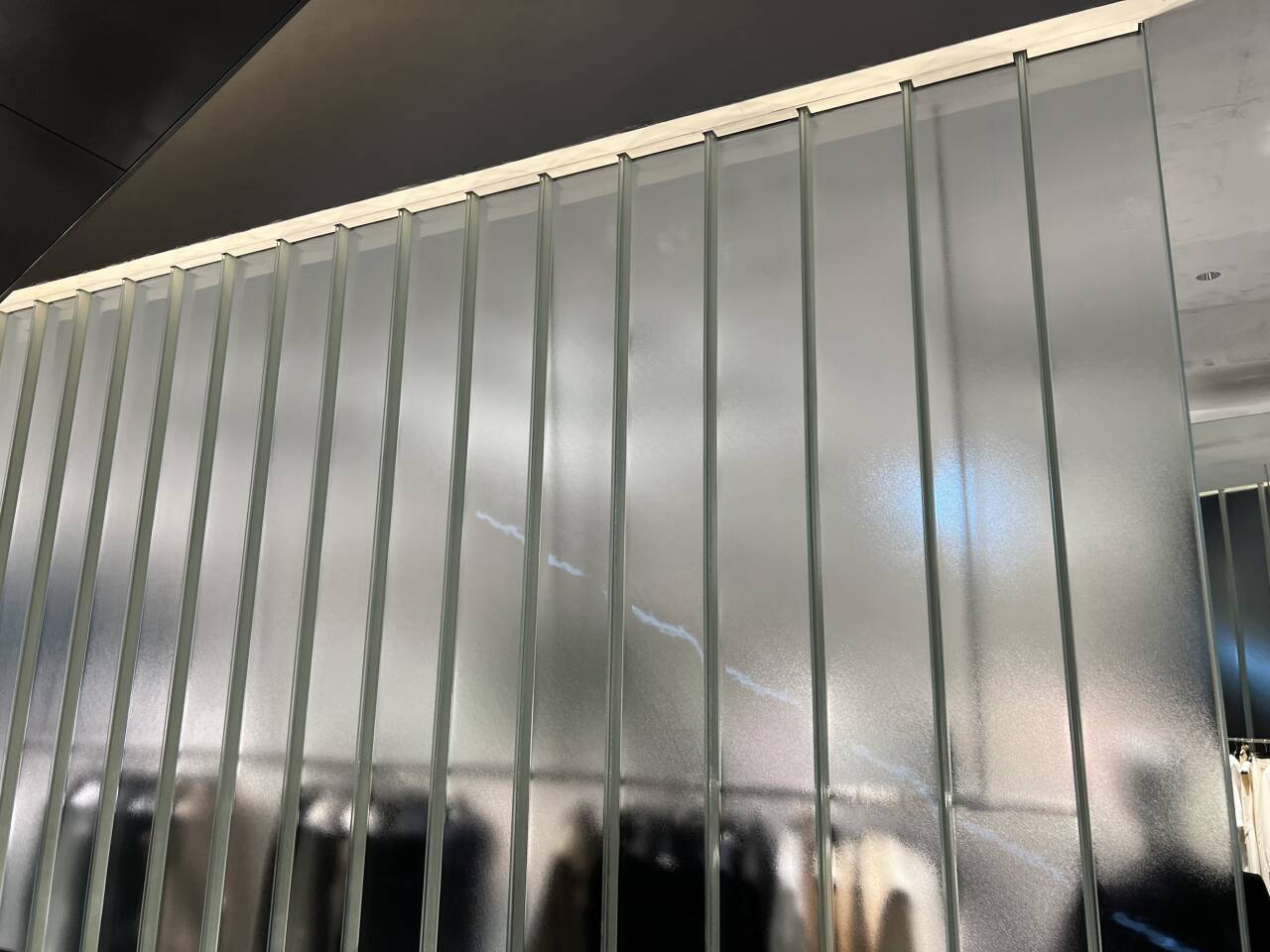 glass curtain wall