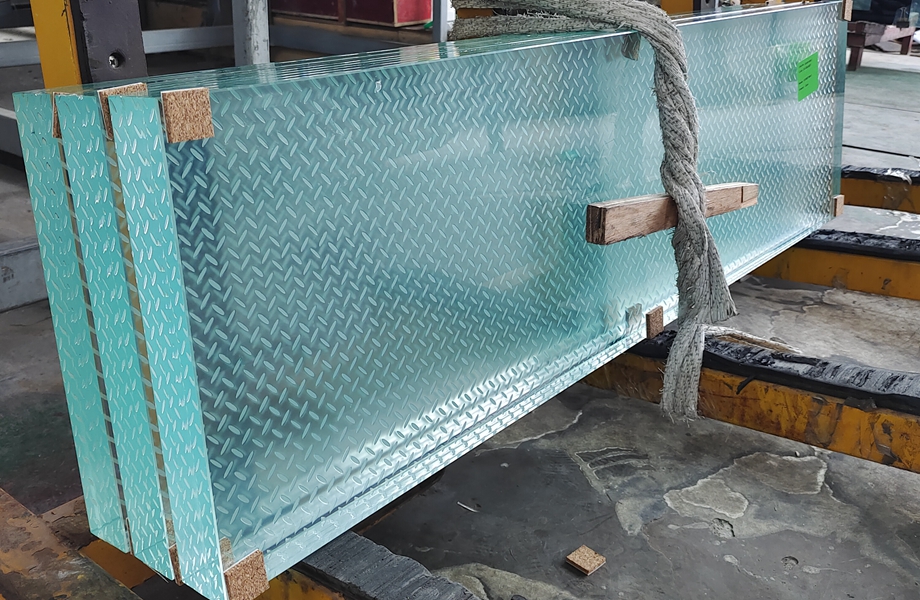 safety stair non slip glass pedal