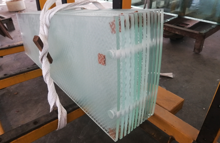 ultra clear glass supplier