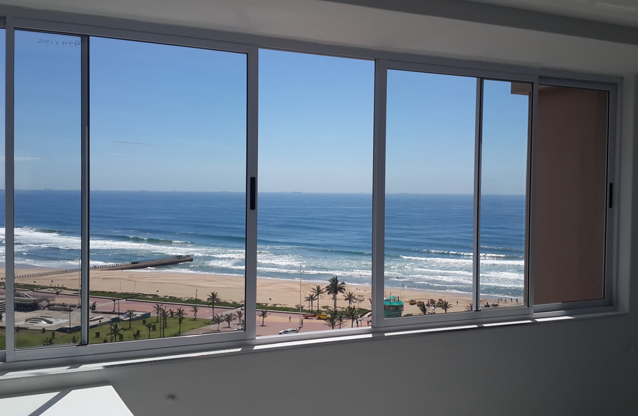 soundproof glass door window