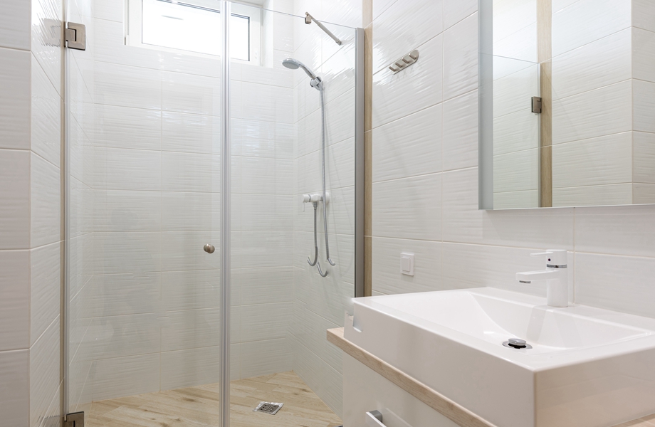 bathroom glass shower doors bathroom glass shower doors