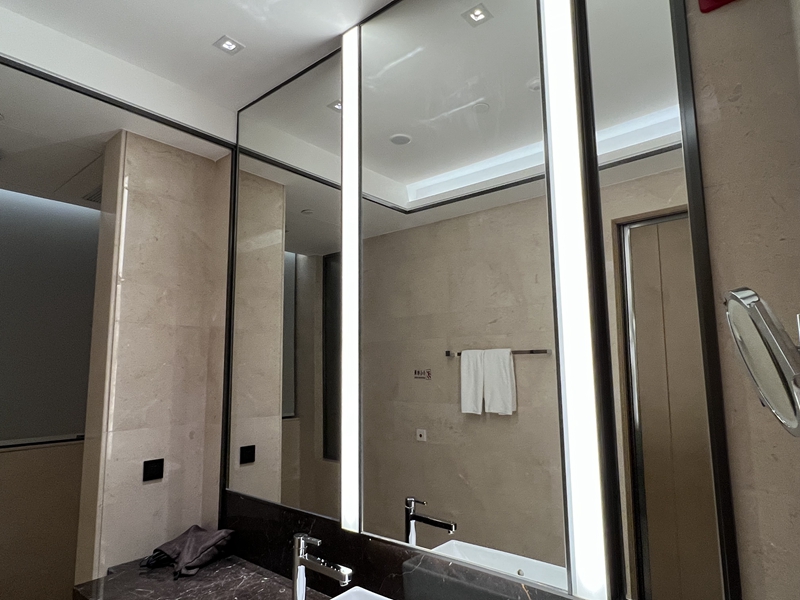 mirror glass