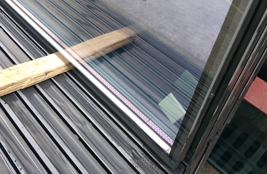 heatproof soundproof glass