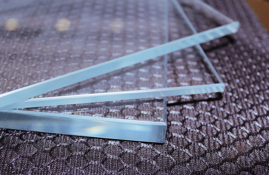 low iron glass